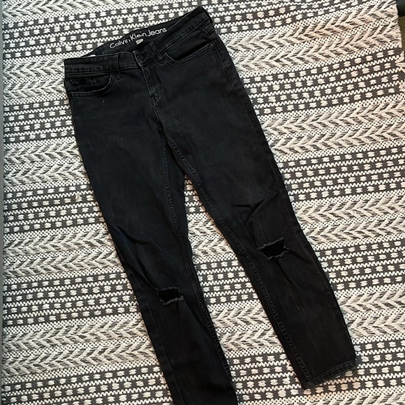 CALVIN KLEIN JEANS 4x32 Straight Skinny Ripped Washed Effect - Picture 3 of 11